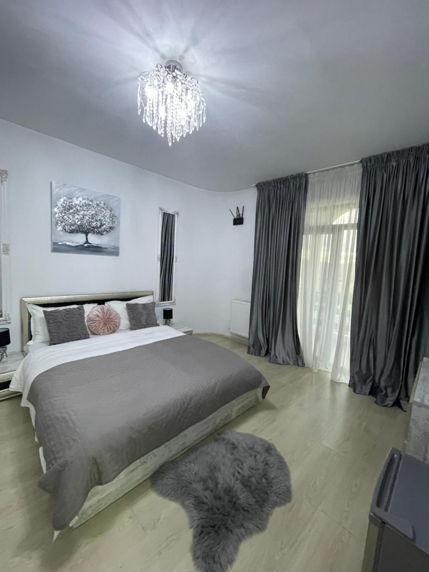 Zoe Bucharestairport&therme&parking